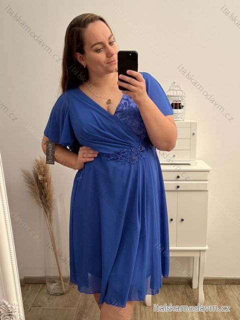 Šaty spoločenské elegantné šifónové krátky rukáv dámske nadrozmer (XL/2XL ONE SIZE) TALIANSKA MÓDA IMM22ZO9013/DUR XL/2XL kráľovská modrá