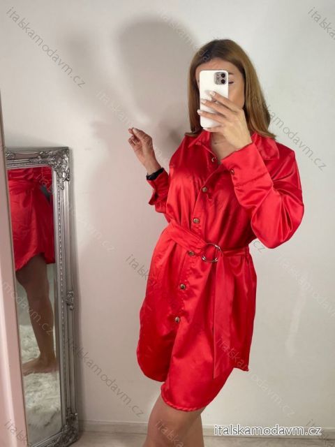 Šaty saténové košilové s páskem dlouhý rukáv dámské (S/M ONE SIZE) ITALSKÁ MÓDA IMWD223001/DR S/M červená