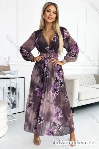 520-1 Plisované šifonové dlouhé šaty s výstřihem, dlouhými rukávy a širokým páskem - fialové velké květy