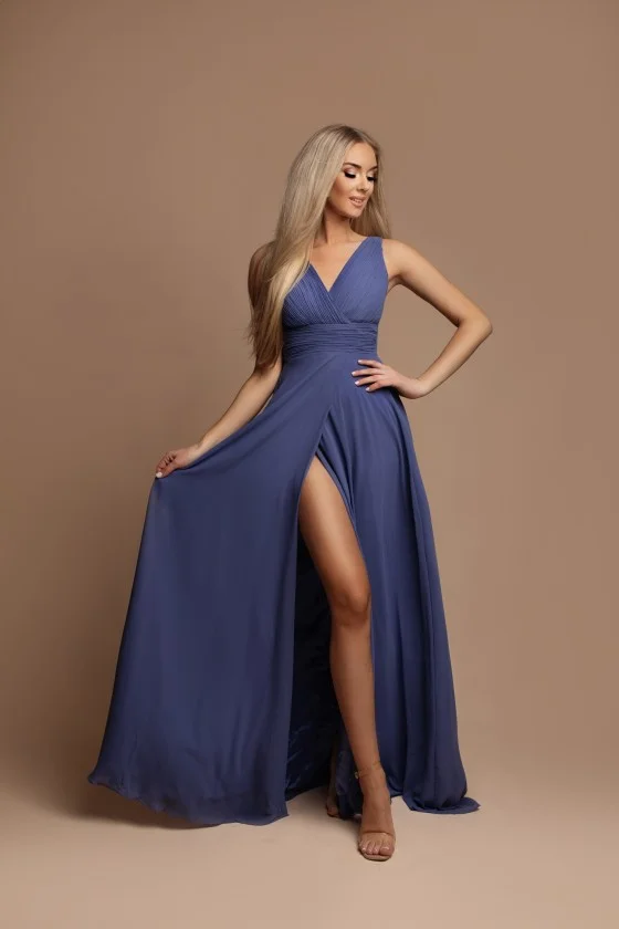 Šaty dlouhé elegantní společenské na ramínka dámské (S-L) FRANCOUZSKÁ MÓDA FMPEL24CARINE-8 modrá džínová M