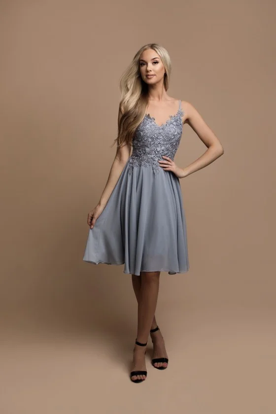 Šaty elegantné spoločenské na ramienka dámske (SL) FRANCÚZSKA MÓDA FMPEL24PAULINE-3/DU -   šedá světlá -   L