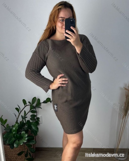 Šaty pletené svetr prodloužený dámské nadrozměr  (52/54 ONE SIZE) ITALSKÁ MÓDA IMD24VERONA/DU 52/54 hnědá