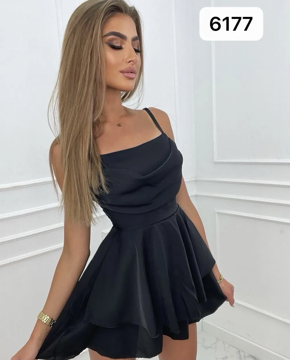 Overal krátky elegantný na ramienka dámsky (S/M/L ONE SIZE) TALIANSKA MÓDA IMPLP2561770010
