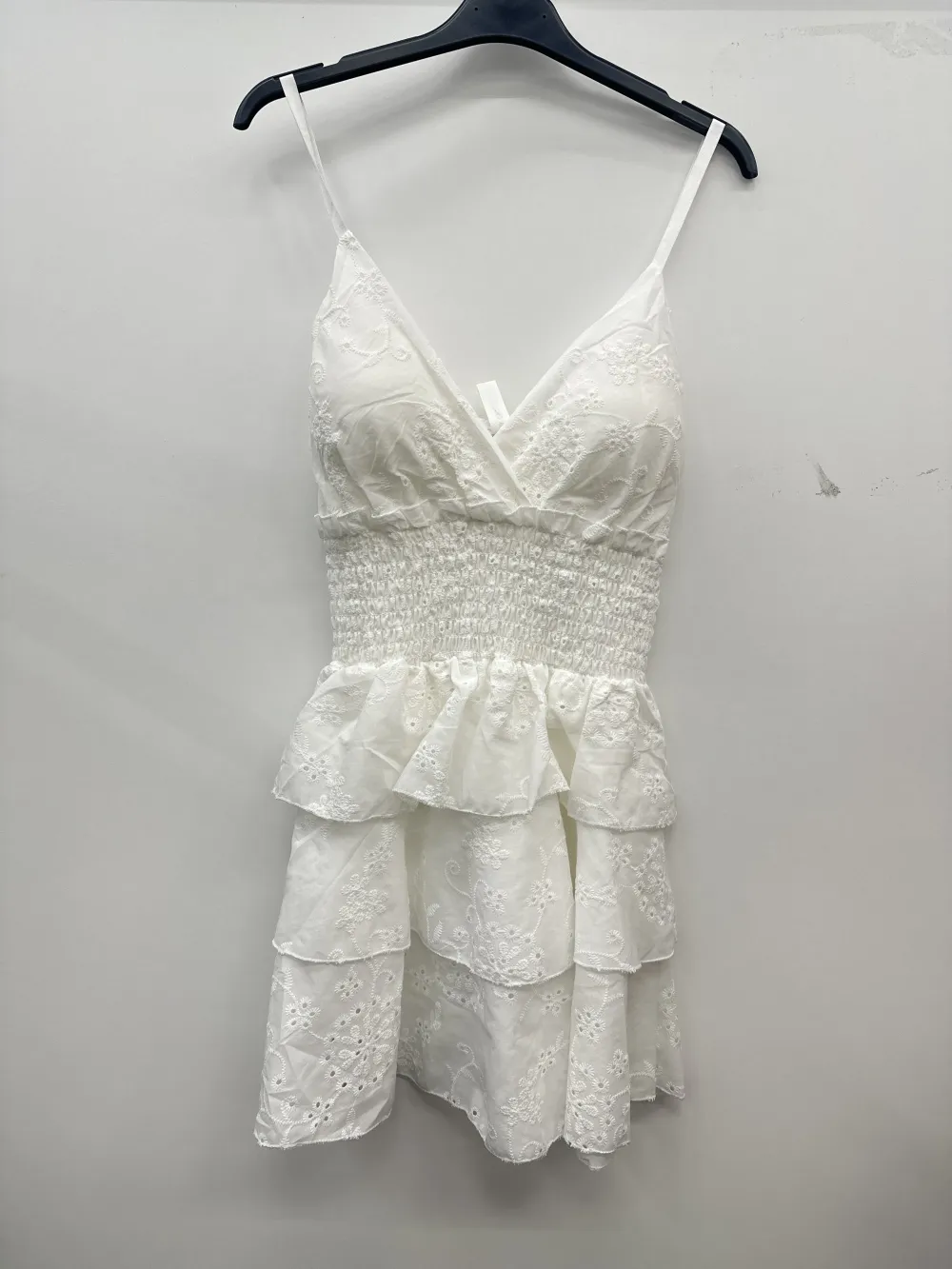Šaty krátké letní krajkové na ramínka dámské (S/M/L ONE SIZE) ITALSKÁ MÓDA IMPSH2531171