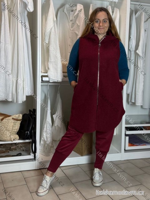 Vesta slabá s kapucňou na zips bez rukávu dámska nadrozmer (48/50/52 ONE SIZE) TALIANSKA MÓDA IM425545