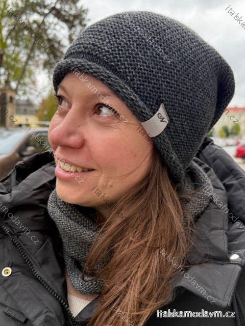 Čiapka nákrčník súprava zimná dámska (ONE SIZE) POLSKÁ VÝROBA PV820056/DR ONE SIZE tmavo šedá