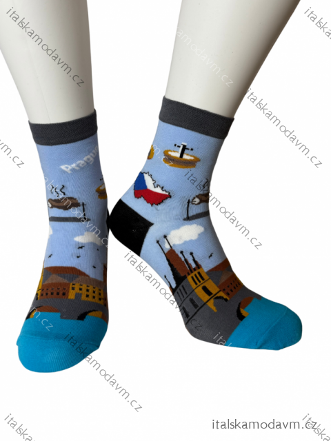Ponožky veselé praha, karlov most unisex (35-37,38-40,41-43,44-46) POLSKÁ MÓDA DPP22037 35-37