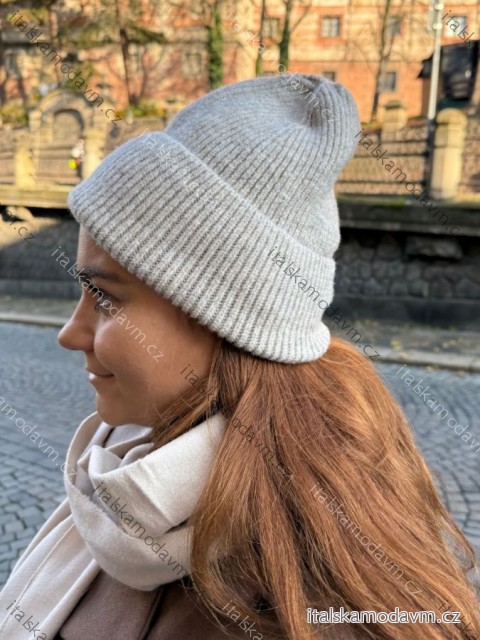 Čepice zimní dámská (ONE SIZE) POLSKÁ MÓDA IM825ZITA/DUR