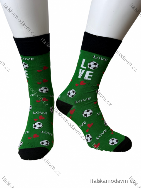 Ponožky veselé obrázkové slabé pánske love fotbal (41-43,44-46) POLSKÁ MODA DPP250821/DR  zelená