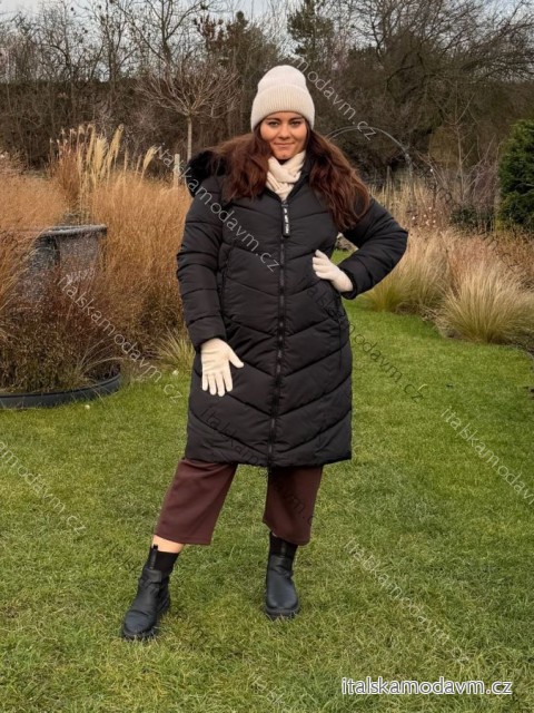 Bunda zimní dámská nadrozměr (3XL-7XL ONE SIZE) POLSKÁ MÓDA PMW25HH-2405TOB/DUR 4XL Černá