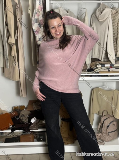 Sveter oversize šikmý dlhý rukáv dámske  (S/M/L ONE SIZE) TALIANSKA MóDA IM424509/DUR světle růžová S/M/L