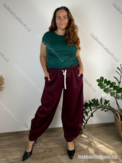 Kalhoty/Tepláky dlouhé máslové dámské nadrozměr ROZALIE (48/50/52 ONE SIZE) ITALSKÁ MÓDA IMD262653/DUR 48/50/52 vínová