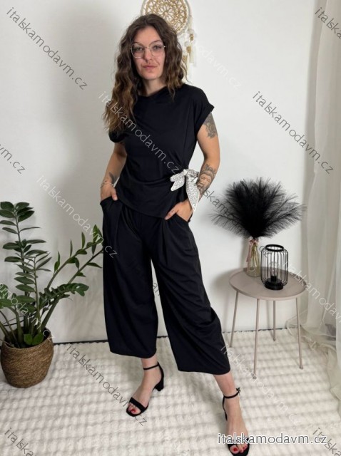 Souprava elegantní halenka krátký rukáv a kalhoty dámské (S/M/L ONE SIZE) ITALSKÁ MÓDA IMC261010/DR
